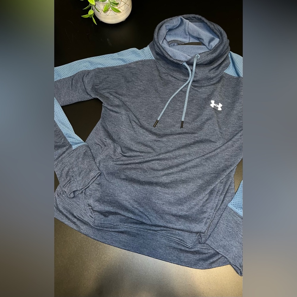 Under Armour Blue Featherweight Fleece Funnel Neck Hoodie Size Small Like New